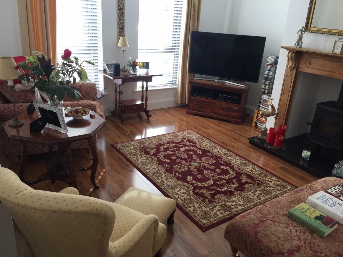 سترابين Bradley'S Bed & Breakfast المظهر الخارجي الصورة